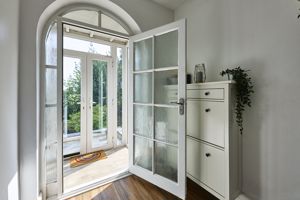 Photo 1- click for photo gallery